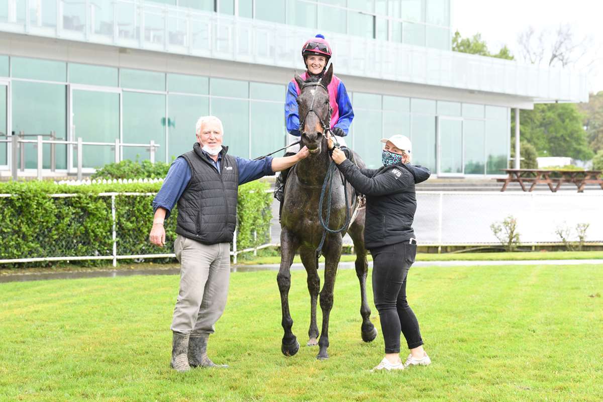 A happy winning day!
